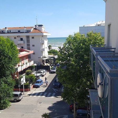 Hotel Le Vele Riccione Kültér fotó