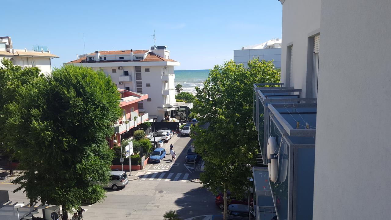 Hotel Le Vele Riccione Kültér fotó